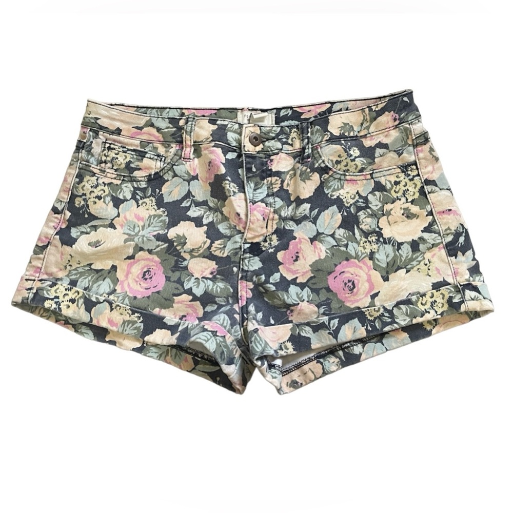 Floral print Forever 21 jean shorts